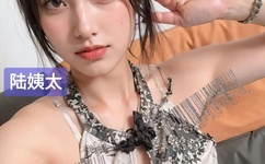 俄青年节一女表演者全身起火